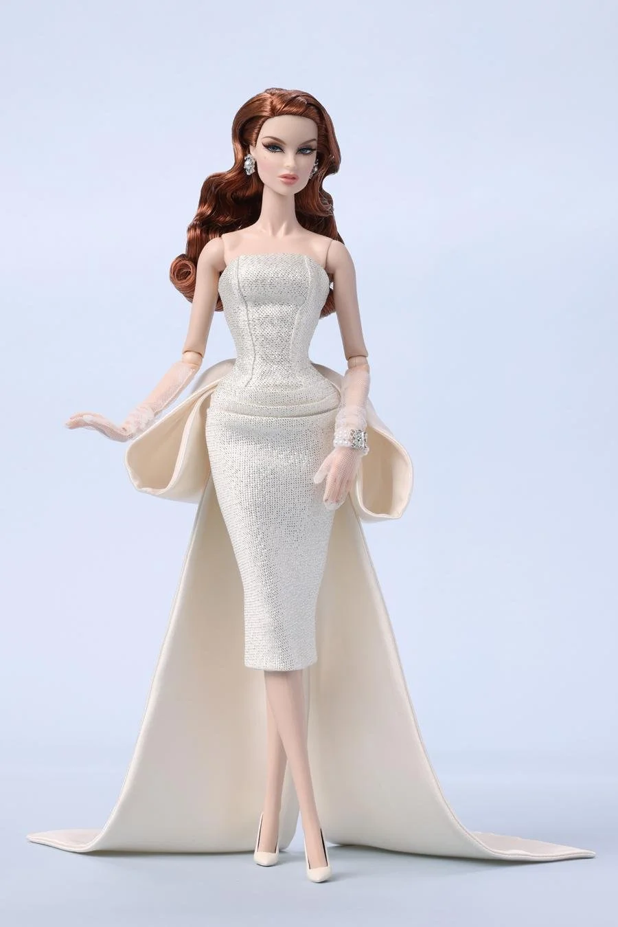 We know the 4th W Club doll and it is a blast from the past: Poème